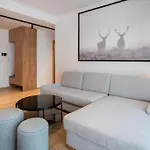 Evergreen Aparthotel 3*