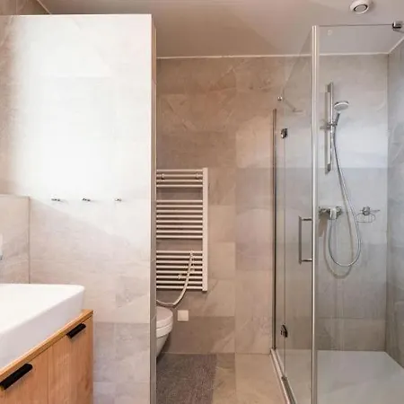 Evergreen Tale Aparthotel 3*