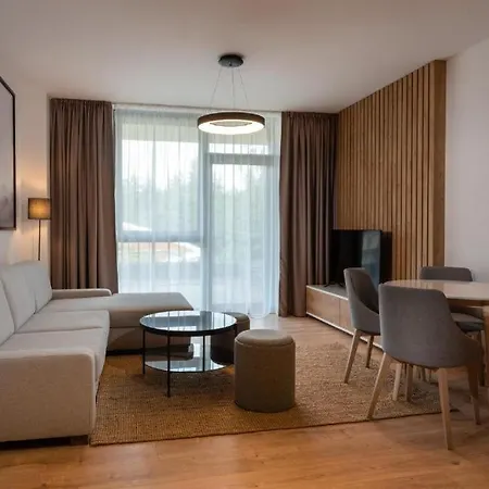 Aparthotel Evergreen Tale 3*